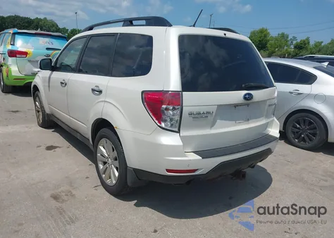 2011 Subaru Forester 2.5X Premium from USA, damaged, VIN JF2SHADC1BH741128